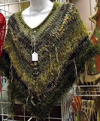 Elegant & Versatile PONCHO Pattern