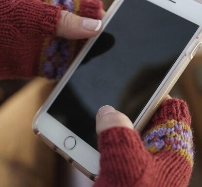 Colour Winter Bright Fingerless Mitts