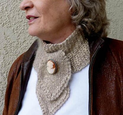 Lapped Hearts Neckwarmer