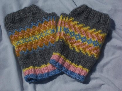 Fingerless Fair Isle Fun ... a lesson in colorwork