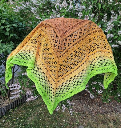 Triangular Scarf "Ineira"