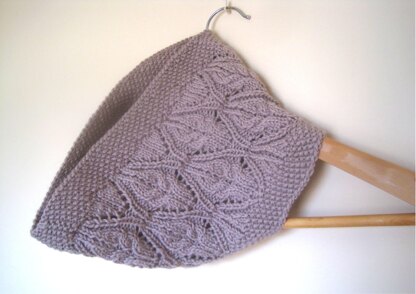 Lydia Lace & Cable Cowl