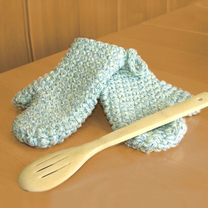 Oven Mitts in Bernat Handicrafter Cotton Twists