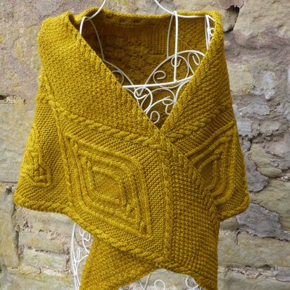 Wrapsody In Gold - knitting pattern