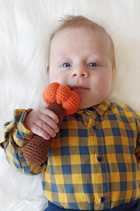 Crochet pumpkin baby rattle pattern