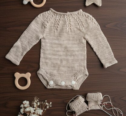 Little Leaf Onesie - Pdf & Video tutorial