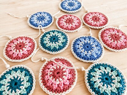 Noel Ornaments Crochet Pattern