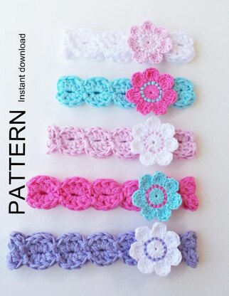 Scalloped Flower Headband