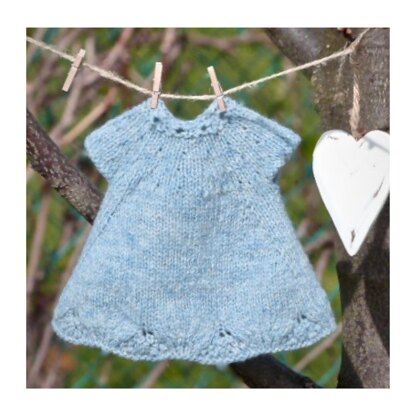 2 Little mouse Theo and Kitsy in English