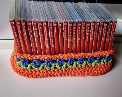 Tulip Stitch Oval Basket