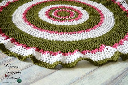 Summer Trellis Round Afghan