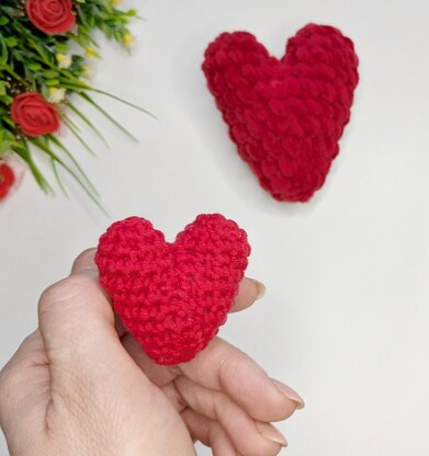 Mini heart crochet pattern, easy crochet Valentine's Day gift