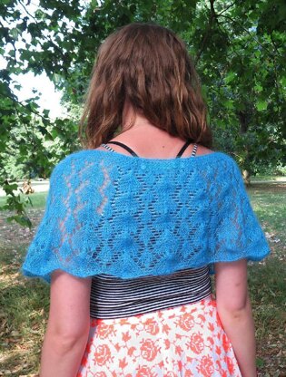 Lace Capelet