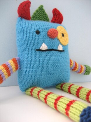 Knit Monster Amigurumi Pattern