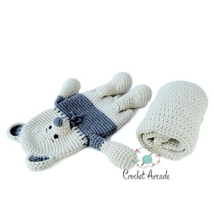 Cover and Play Polar Teddy Bear AmiBlanket