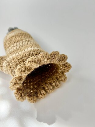 Flower point Mittens
