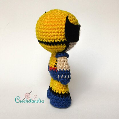 Wolverine amigurumi doll - crochet pattern by Crochelandia
