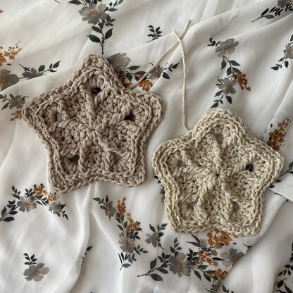 Braided star ornament