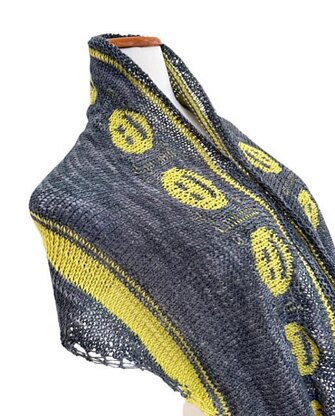 All smiles shawl