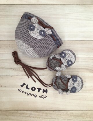 Sloth Beanie and Booties by Kittying