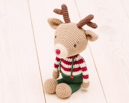 Amigurumi reindeer