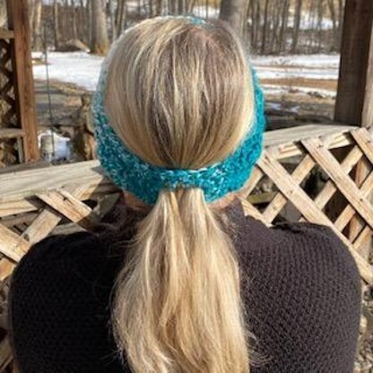 Lazy Cables Ponytail Ear Warmers