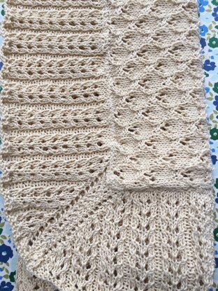 Baby Shawl made in DMC Natura