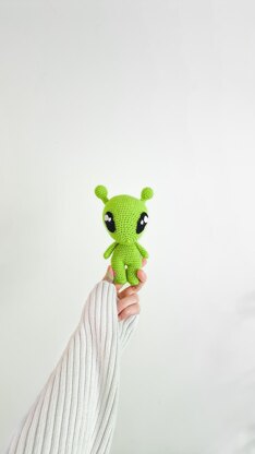 Cheeky Alien