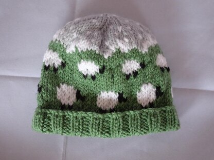 Snowy Sheep Hat