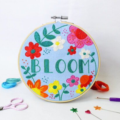 The Make Arcade Bloom Embroidery Kit - 6 Inch