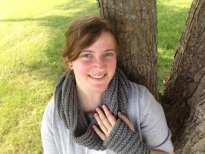 Abnegation Infinity Cowl