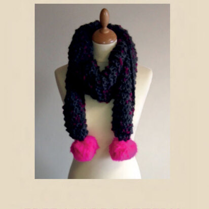 Scarf in Sirdar Head Start