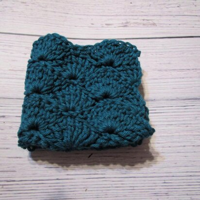 Large Shell washcloth