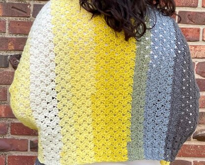 Double Peephole Shawl