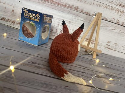 Fox Chocolate Orange Cover Knitting Pattern