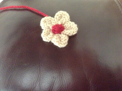 Knitted Flower Tutorial