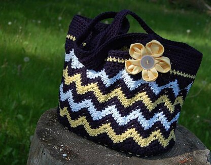 "Chasing Chevrons" Shoulder Bag / Purse