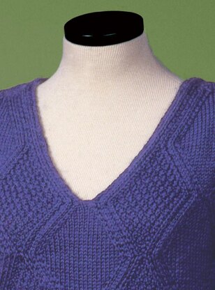 Moss and Diamond V-Neck Pullover 128