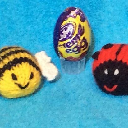 Bee and Ladybird Creme Egg Choc Cover