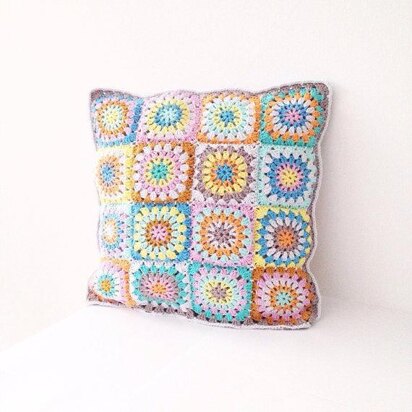 Circle Square Cushion