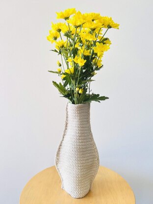 Two classic curvy vases