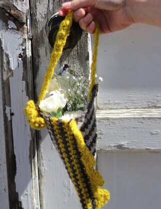 Crochet May Baskets