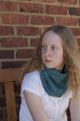 Learn to Crochet Cowl