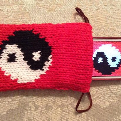 Yin-Yang iPhone Purse