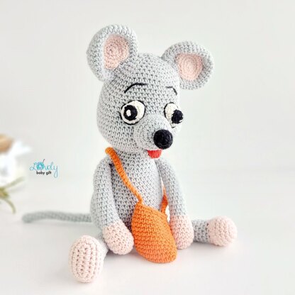 Crochet Mouse Amigurumi Pattern