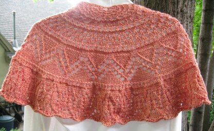 Graceful Curve, Shawl