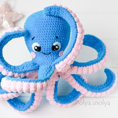 Ostin the Octopus pattern (PDF + 4 videos)