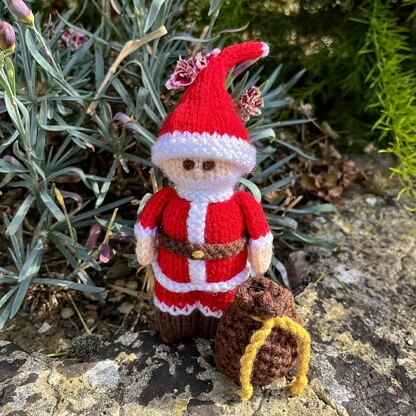 Santa Claus Doll Knitting Pattern - Toy Knitting Pattern