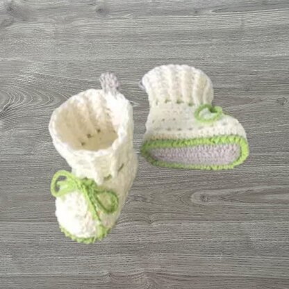 Ivy Baby Booties