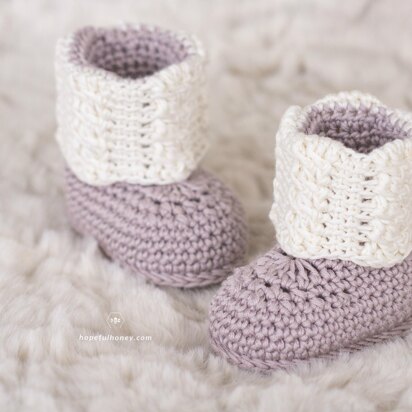 Apricity Cable Baby Booties